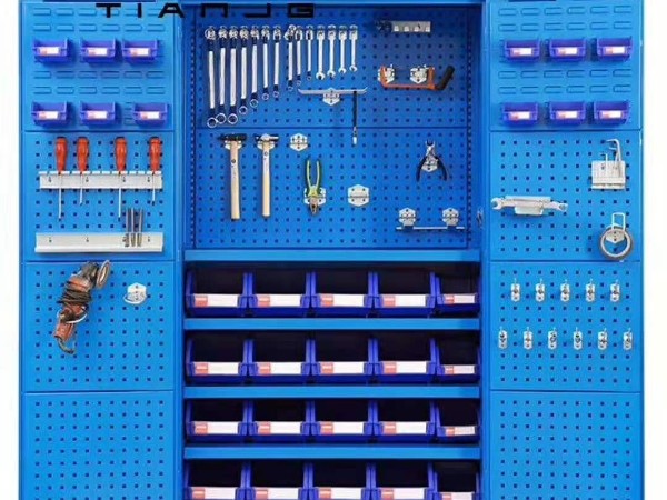工具柜廠家天金岡砥礪奮進(jìn)，獲中國招投標(biāo)企業(yè)信用AAA級證書！