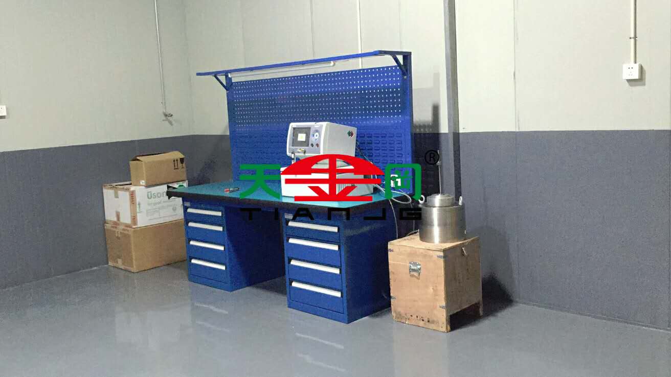 鉗工工作臺操作臺