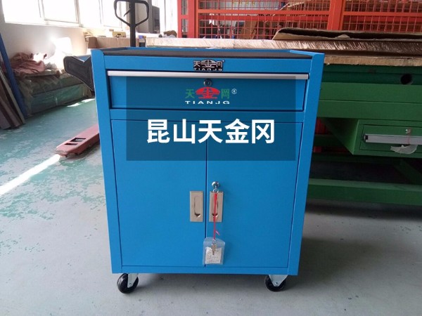 鉗工工具柜價格怎么樣，怕買貴選直銷廠家！